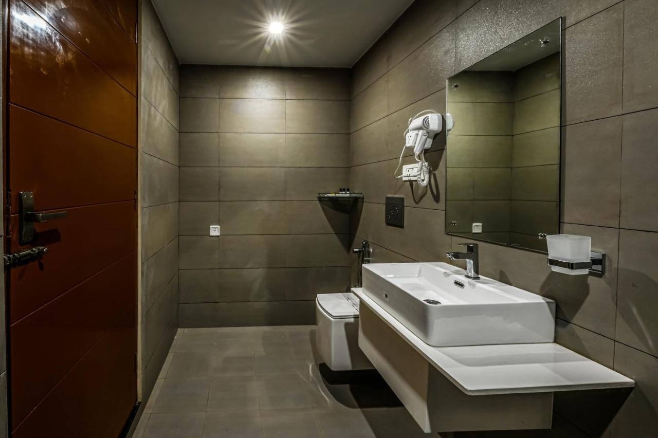 Aveda Munnar Mountains And Mist Hotel Bagian luar foto