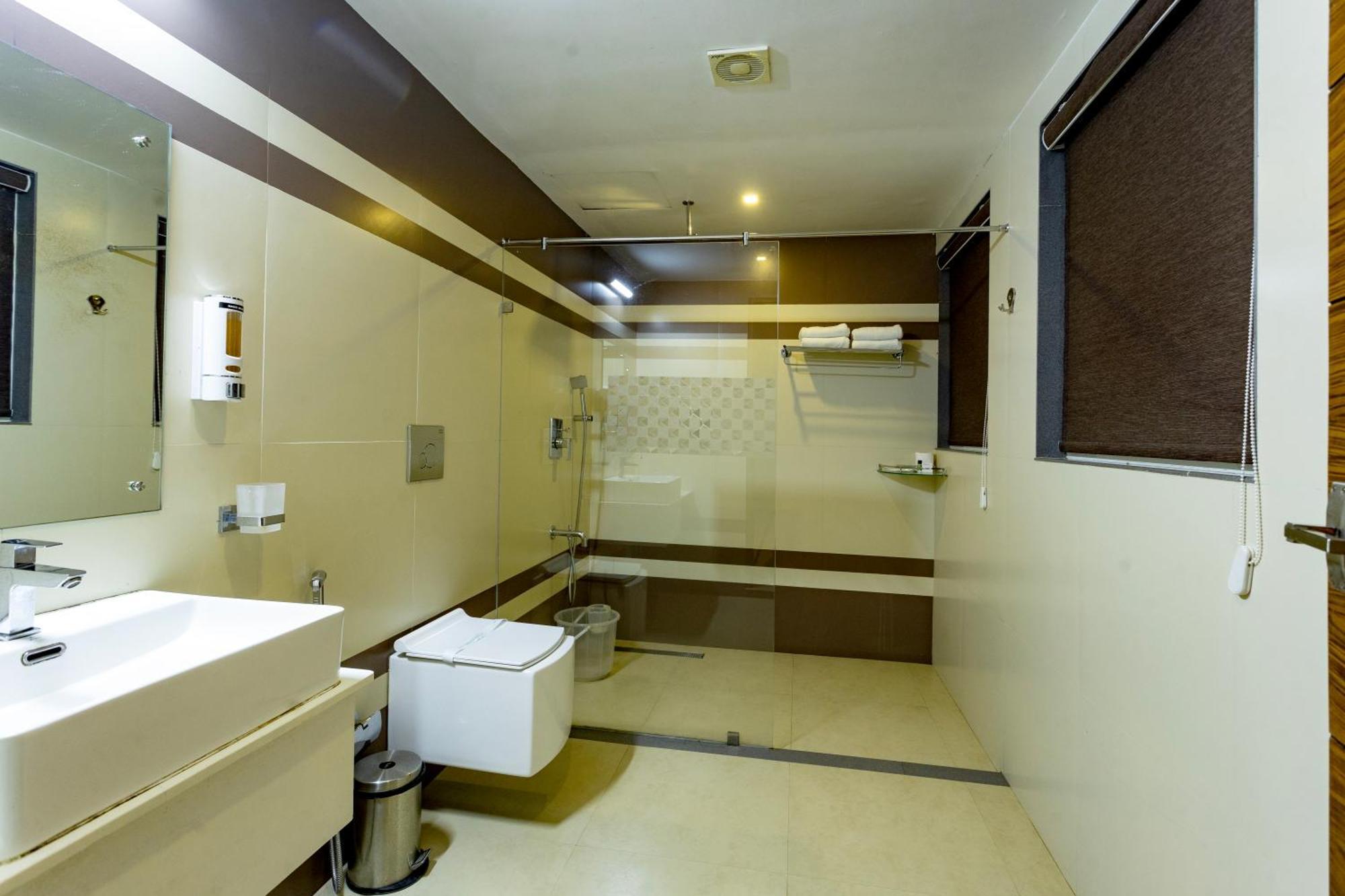 Aveda Munnar Mountains And Mist Hotel Bagian luar foto