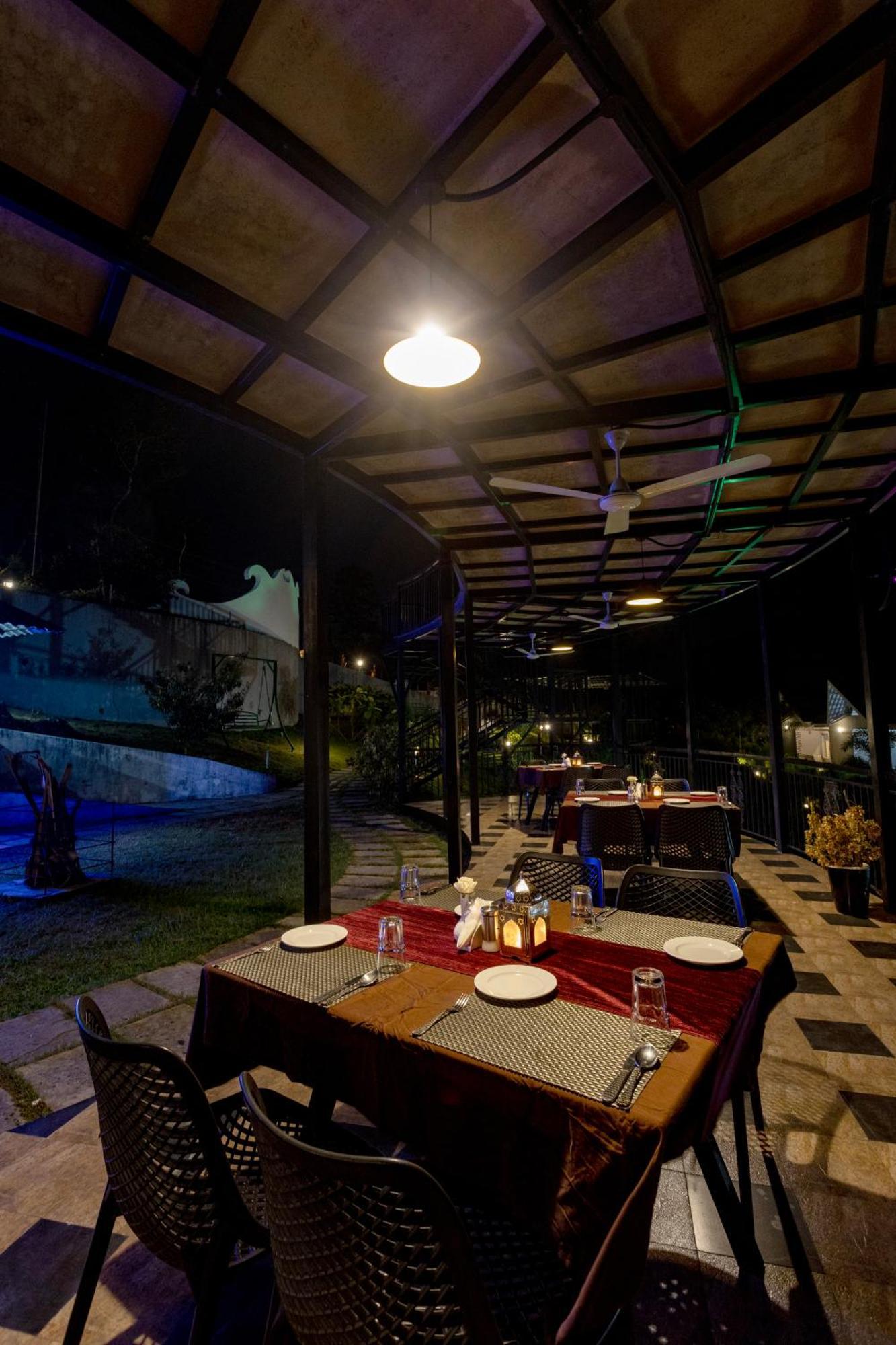 Aveda Munnar Mountains And Mist Hotel Bagian luar foto