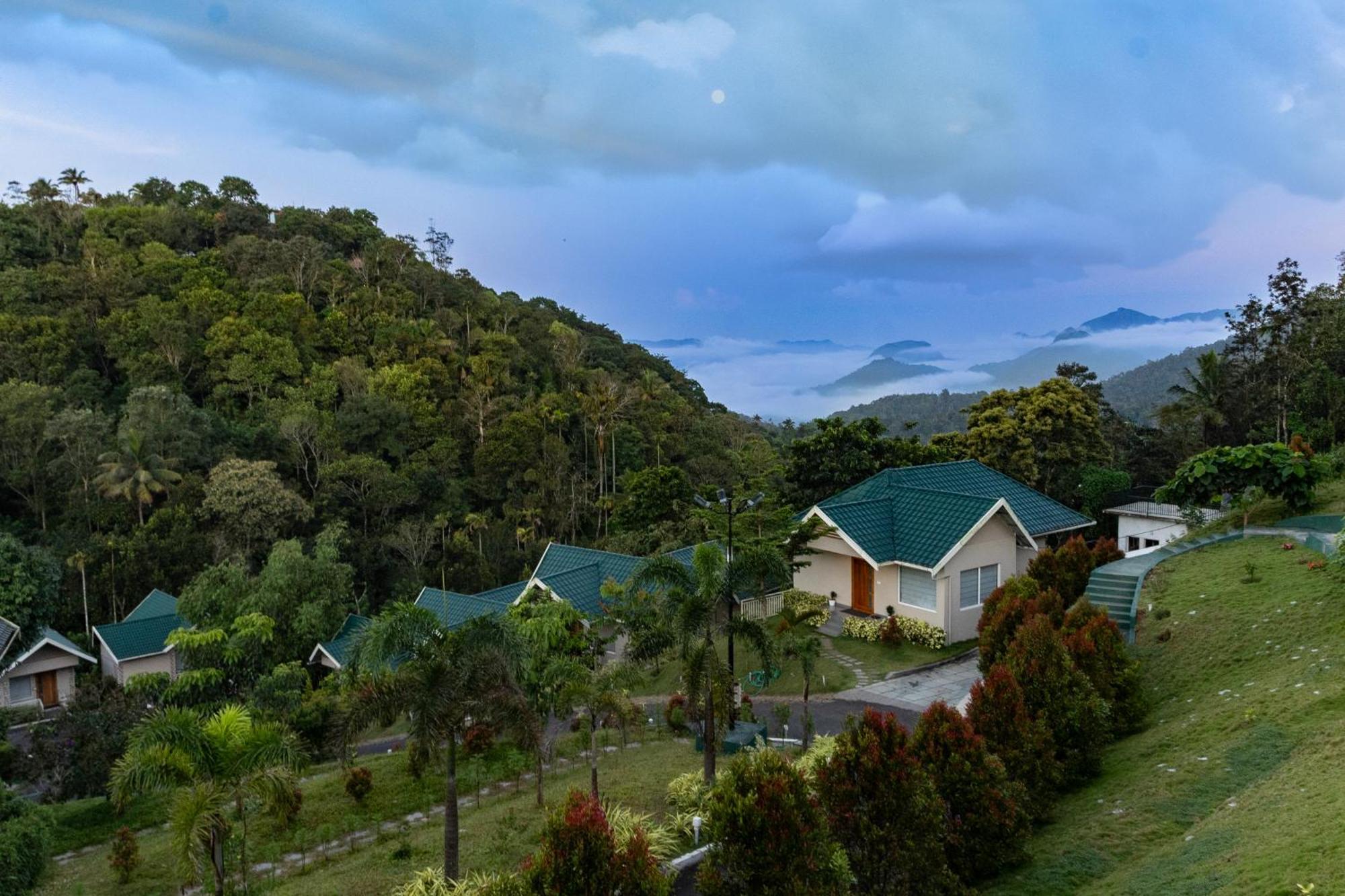 Aveda Munnar Mountains And Mist Hotel Bagian luar foto